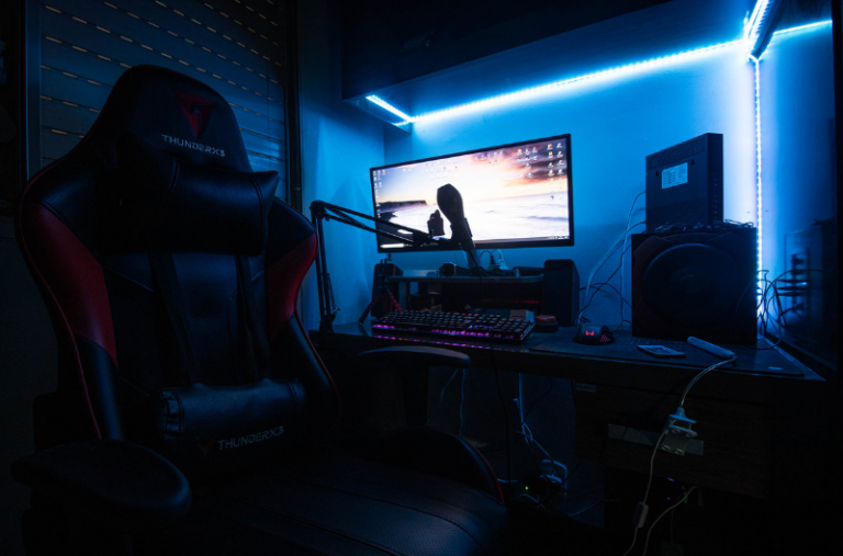 Gaming Setup Ideas For Small Rooms Gaming Setup Ideas For Small Rooms